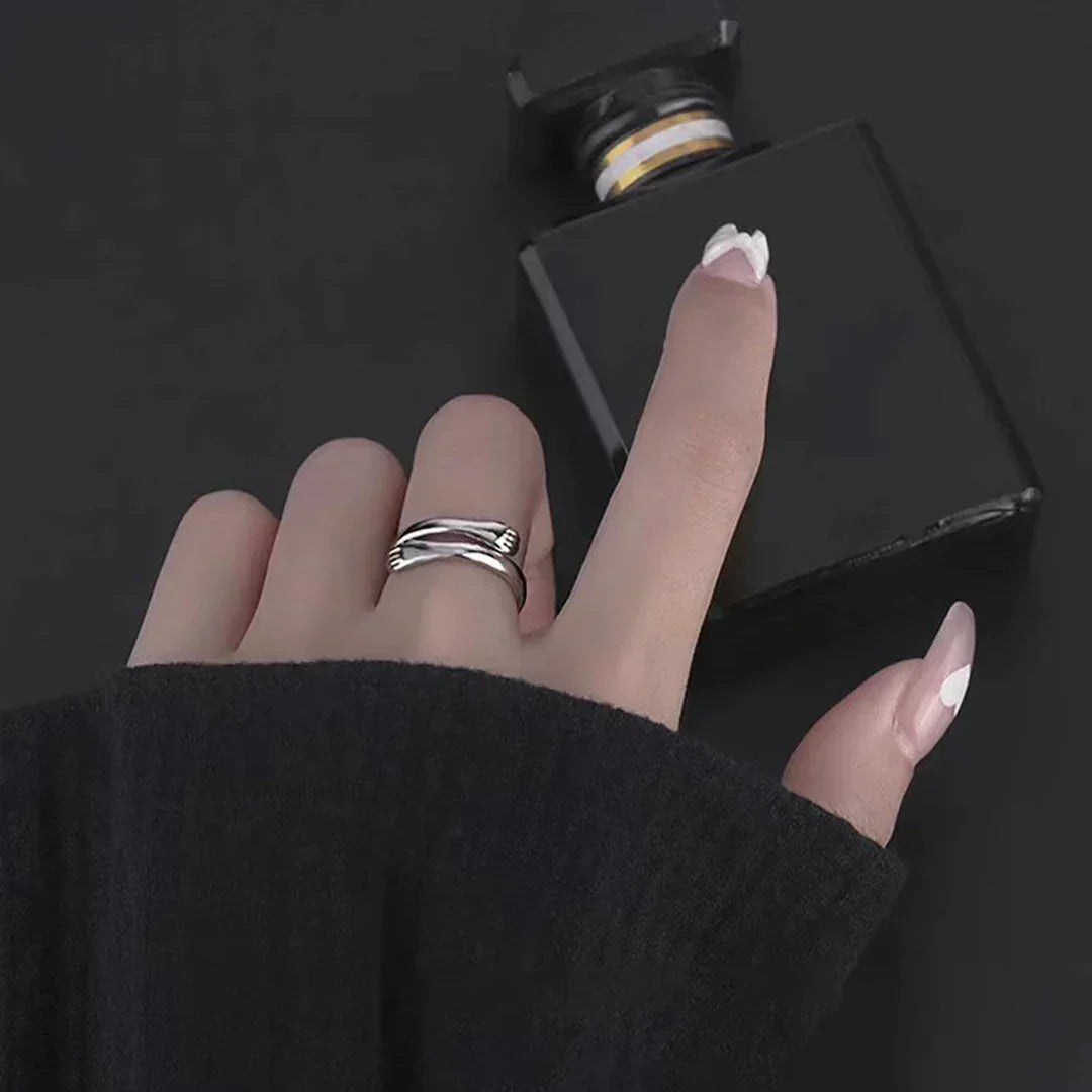 Adjustable Hug Ring