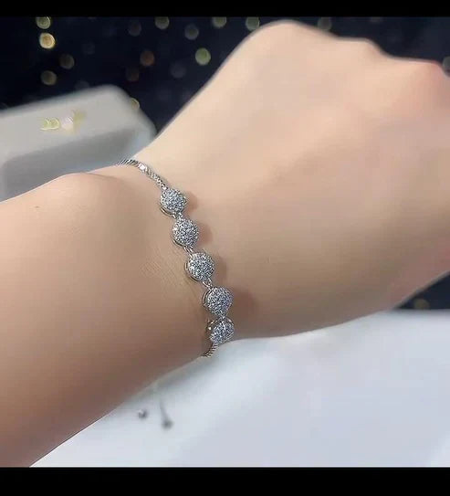 Best Bracelet White 🌟🩵